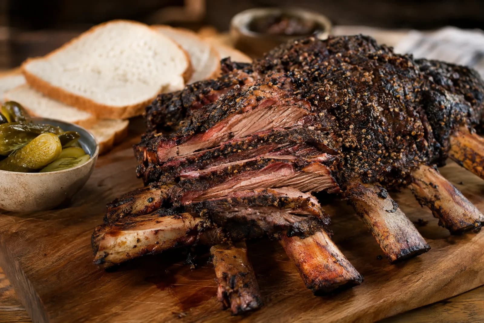 Beef Ribs grillieren: saftige Dino Ribs vom Smoker