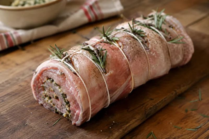 Braten binden und anbraten