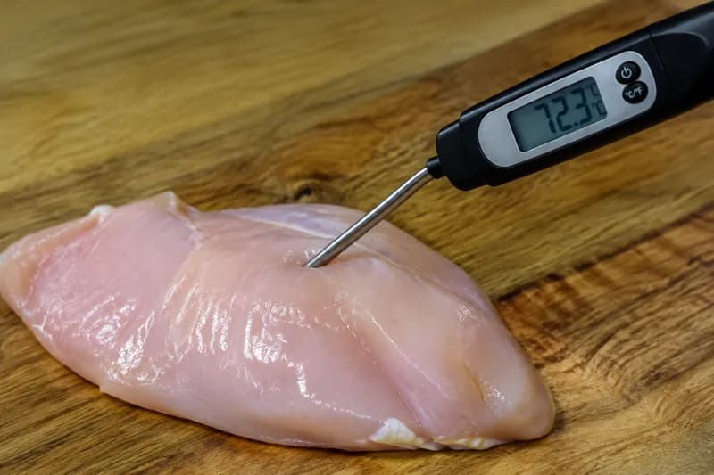 Thermometer einsetzen