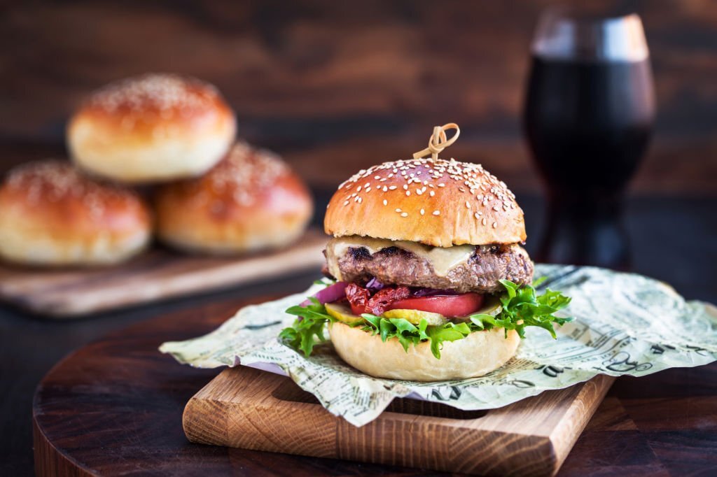 Hamburger – das Rezept für den besten Burger und alles was du wissen musst
